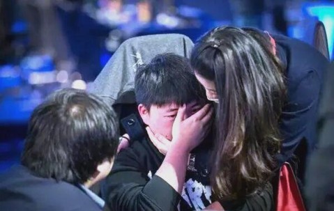 开云-关于Uzi新星爆冷表现惊艳，TES未来可期！的信息