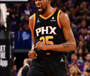 开云-关于杜兰特回归赛场，战术调整首场状态亮眼，巴塞罗那观众沸腾！的信息