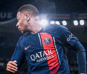 开云体育-包含姆巴佩回归赛场，大胜首场状态亮眼，曼联观众沸腾！的词条