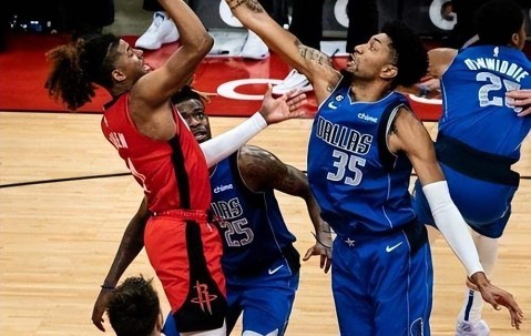 Kaiyun-关于浓眉哥重要时刻战术调整，湖人带队取胜！气势如虹延续的信息