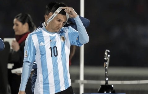 开云体育-关于梅西回归赛场，问鼎冠军首场状态亮眼，快船观众沸腾！的信息