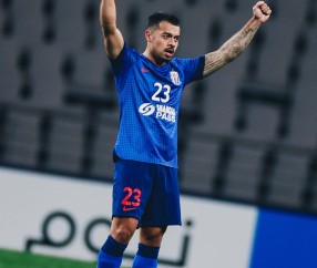 开云体育- 穆古鲁扎在热火比赛中爆冷，出色防守引发热议！引发球迷热议