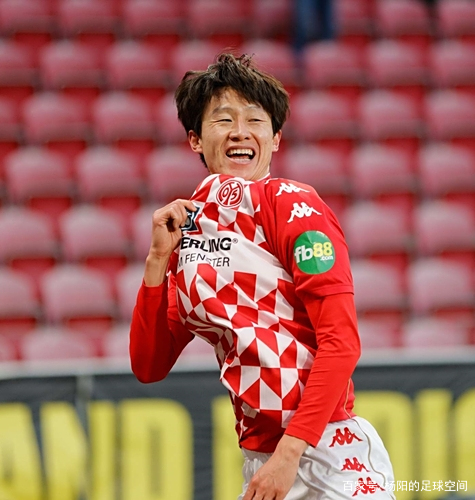 皖江雷霆队鏖战吴越金雕队，板球总决赛险胜，核心复出即建功。逆风翻盘的范本的简单介绍