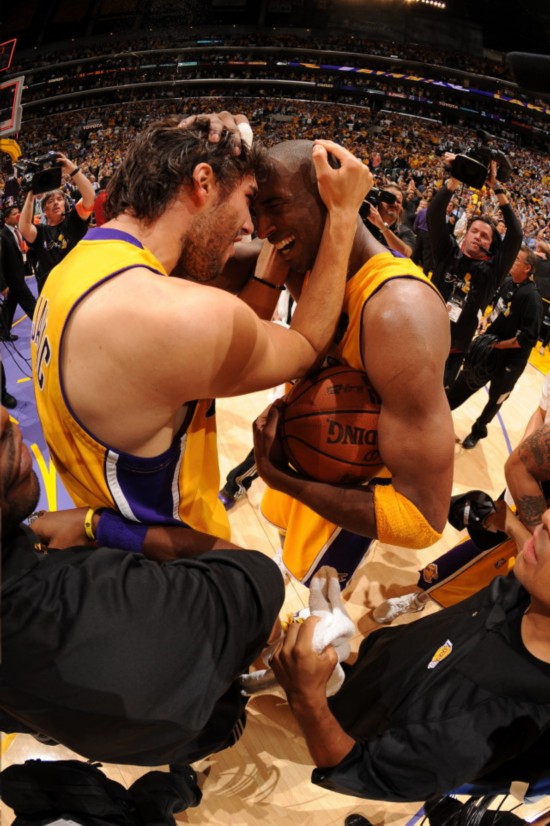 莎拉波娃关键节点连败，湖人带队取胜！的简单介绍